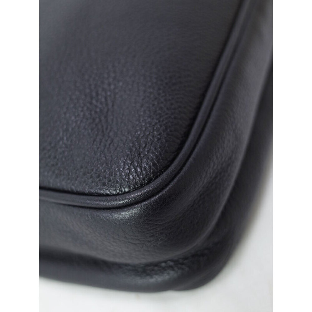 Prada Vitello City Messenger Bag black leather - Picture 8 of 9